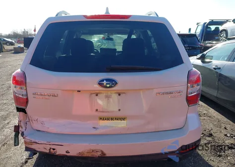 2016 Subaru Forester 2.5I Premium z USA, uszkodzony, nr VIN JF2SJADC3GH536843